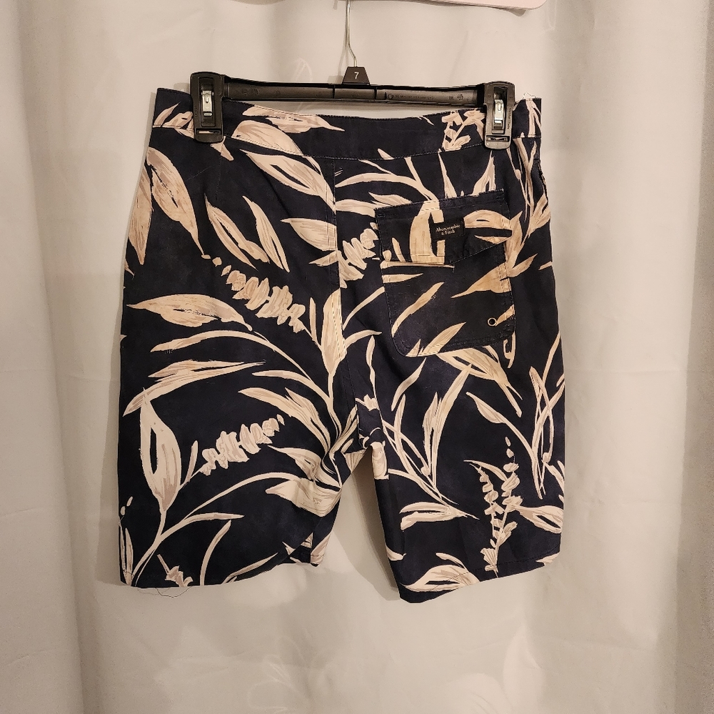 Men's Swim Trunks - Picture 4 of 7